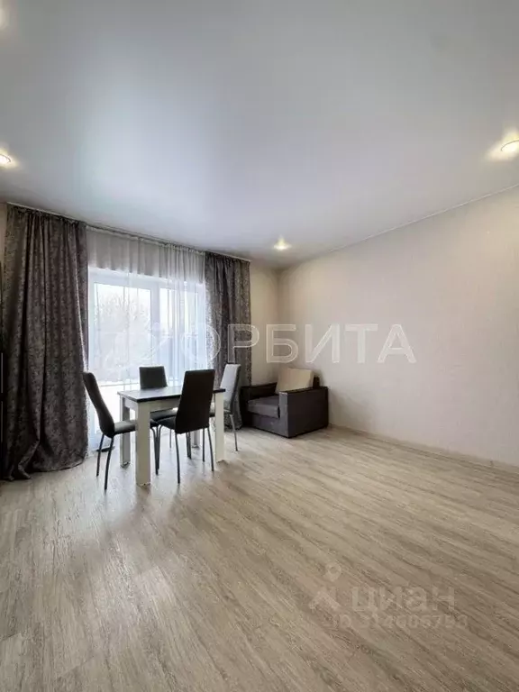 Дом в Тюменская область, Тюмень ул. Марии Цукановой (83 м) - Фото 1