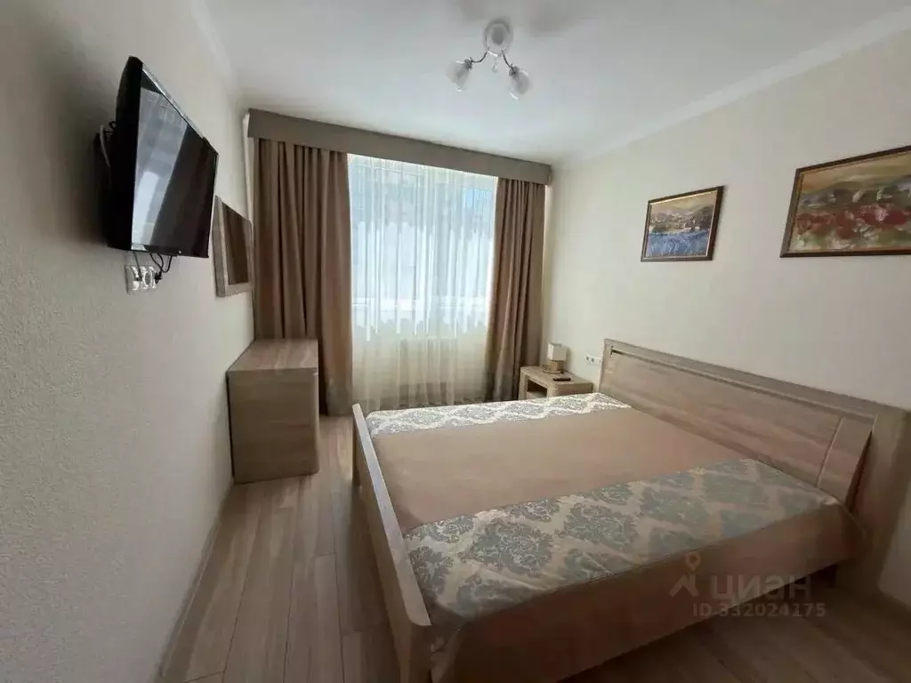 2-к кв. Крым, Симферополь ул. Лексина, 50 (65.0 м) - Фото 2