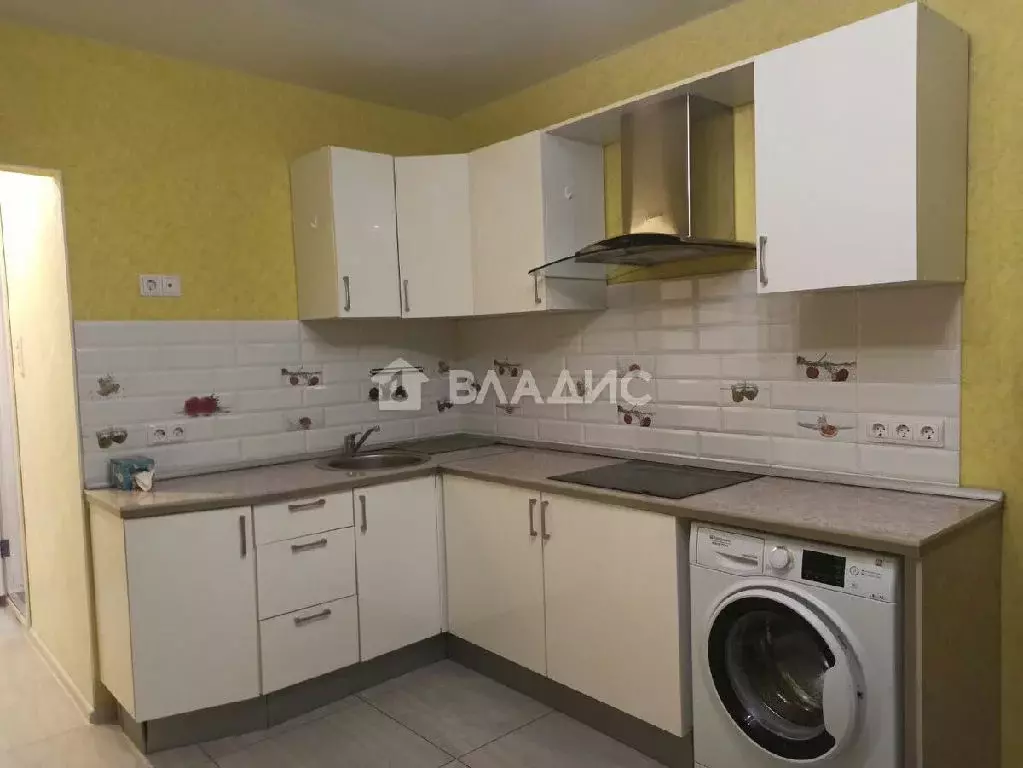 Продается 2-комнатная квартира - Фото 1