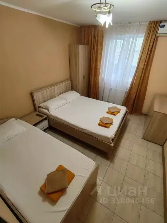 Комната Краснодарский край, Сочи Адлер жилрайон, ул. Лазурная, 18 - Фото 1