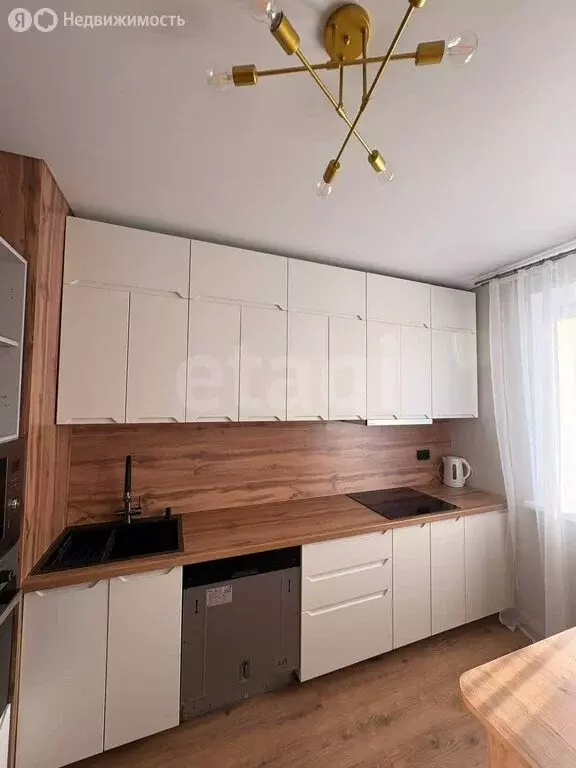 2-комнатная квартира: Шадринск, улица Василия Черемисина, 5 (60.58 м) - Фото 1