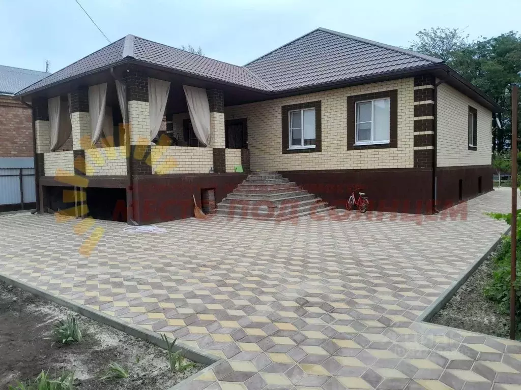 Дом в Краснодарский край, Ейское городское поселение, пос. ... - Фото 0