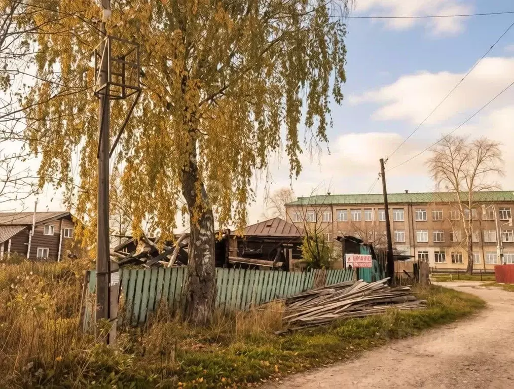 Участок в Пермский край, Усолье Усольский район, ул. Калинина (6.0 ... - Фото 1