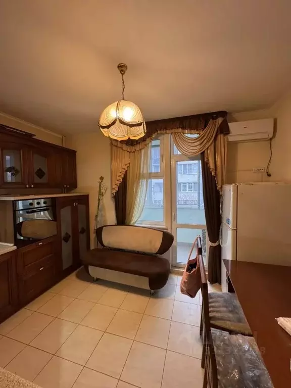 2-к кв. Крым, Феодосия бул. Адмиральский, 7Г (64.0 м) - Фото 2