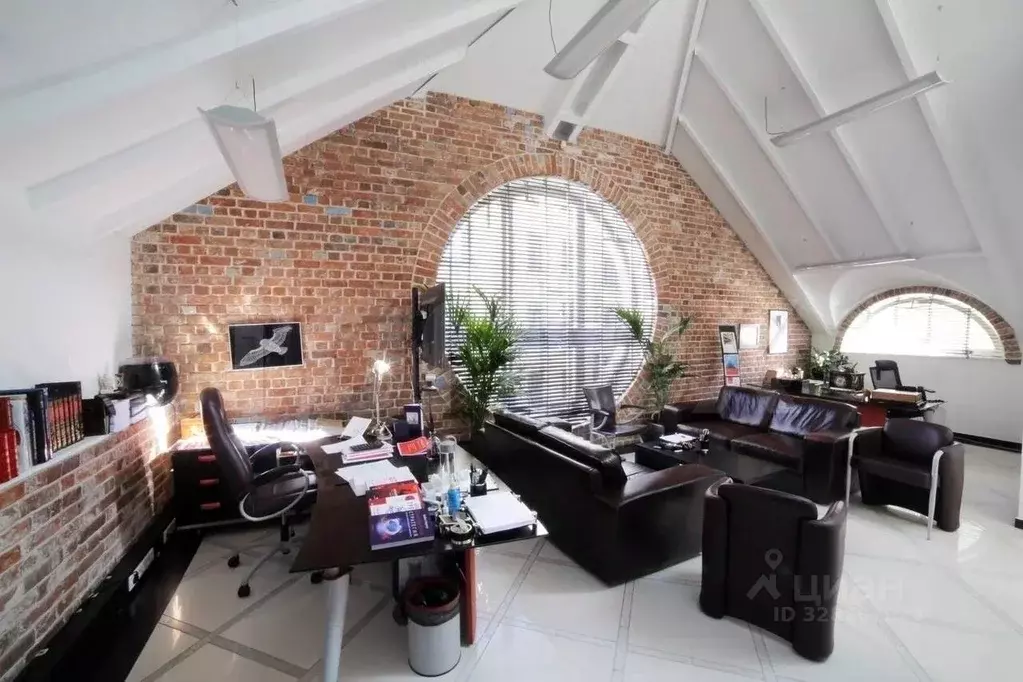 Офис в Москва ул. Земляной Вал, 68/18С3 (691 м) - Фото 1