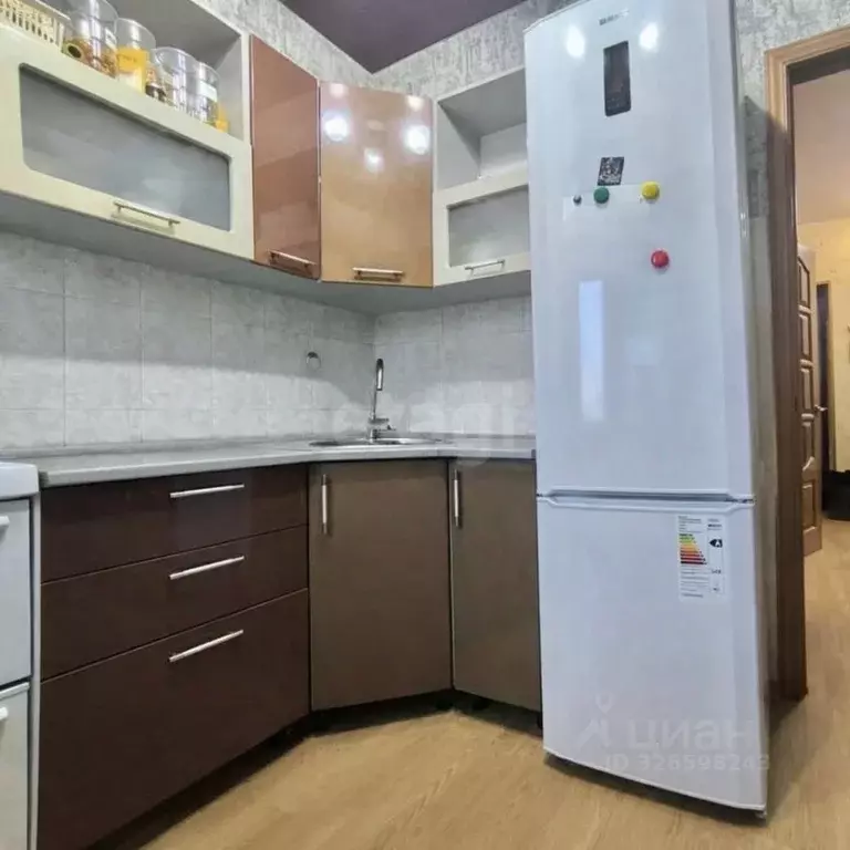 2-к кв. Свердловская область, Екатеринбург ул. Малышева, 107к1 (42.6 ... - Фото 2