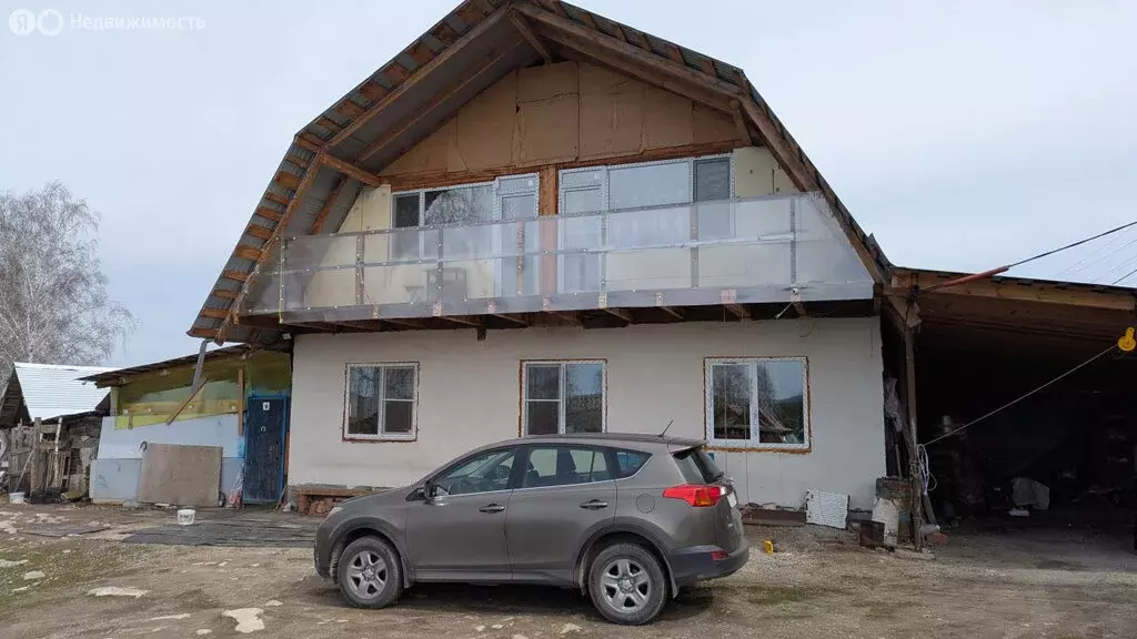 Дом в посёлок Аять, улица 8 Марта, 9 (200 м) - Фото 0