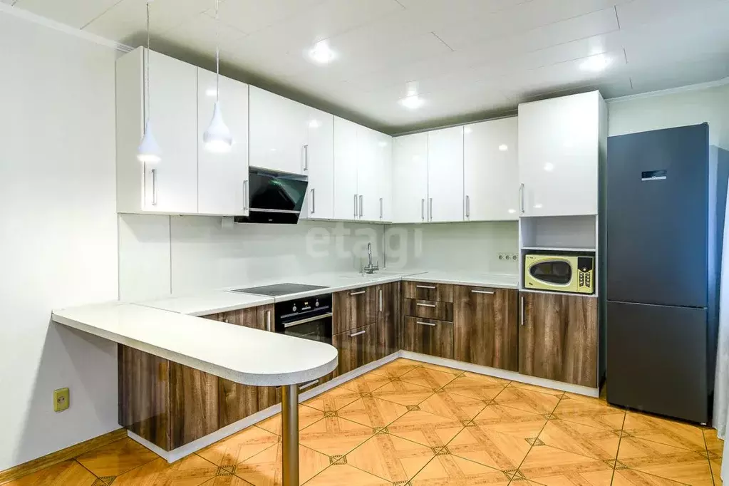 4-к кв. Татарстан, Казань ул. Кулахметова, 15 (168.2 м) - Фото 1