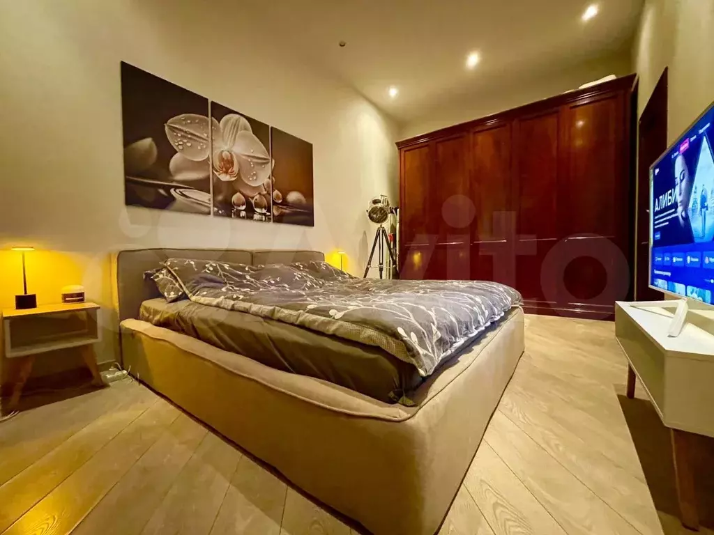 2-к. квартира, 60 м, 1/6 эт. - Фото 1