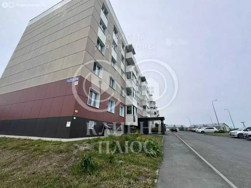 2-комнатная квартира: Корсаков, улица Калинина, 20 (50 м) - Фото 1