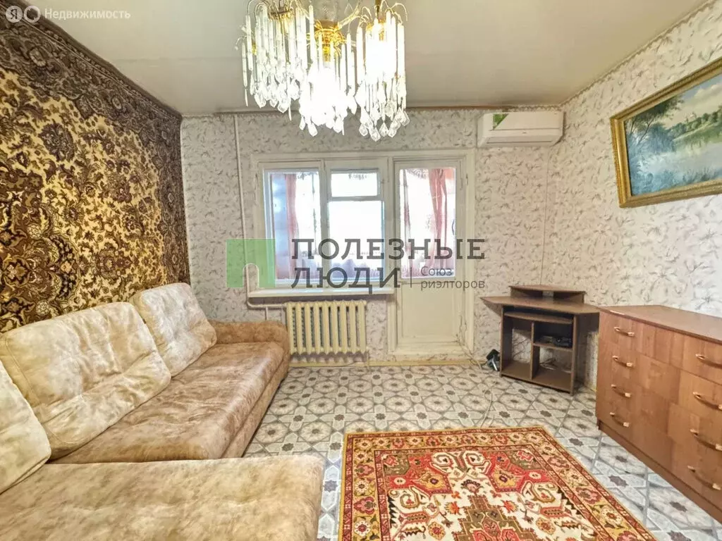 2-комнатная квартира: Астрахань, улица Михаила Луконина, 4 (50.6 м) - Фото 0