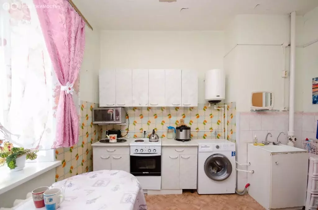 1-комнатная квартира: Ялуторовск, улица Чапаева, 10 (32 м) - Фото 0