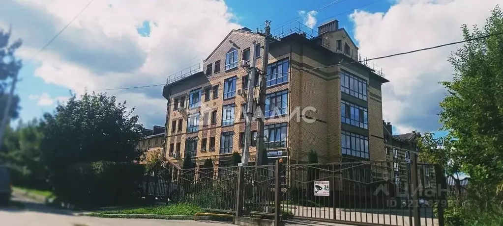 2-к кв. Калужская область, Калуга Заречная ул., 18В (57.1 м) - Фото 1