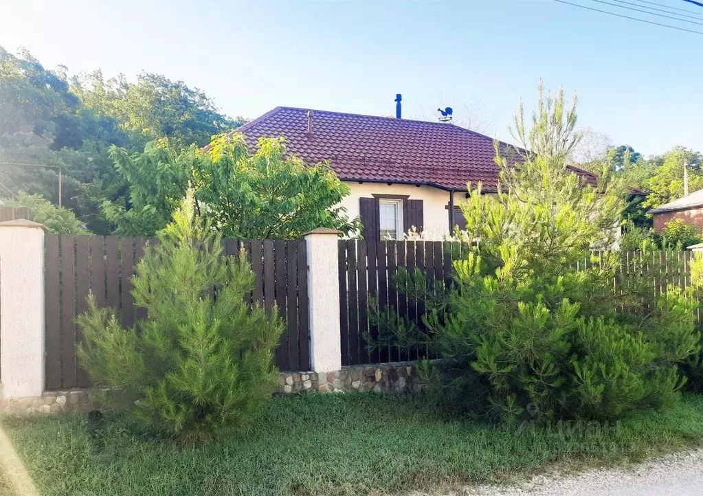 Дом в Краснодарский край, Геленджик городской округ, с. Береговое ул. ... - Фото 2