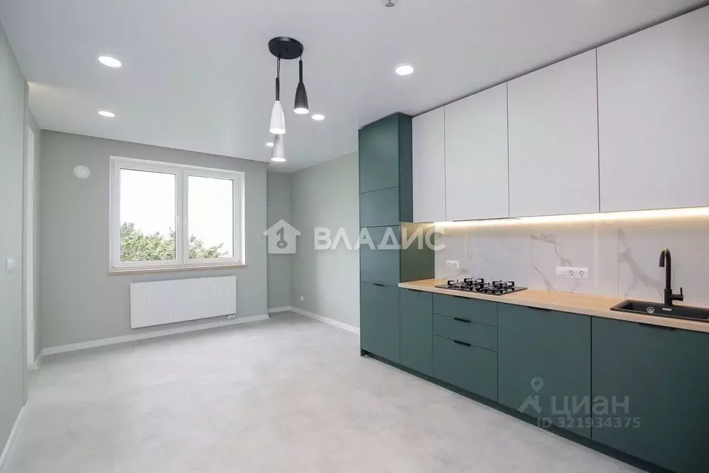 3-к кв. Калининградская область, Калининград ул. Маршала Борзова, 107 ... - Фото 1