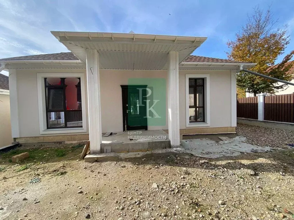 Дом в Севастополь ул. Николая Кисляка (200 м) - Фото 1