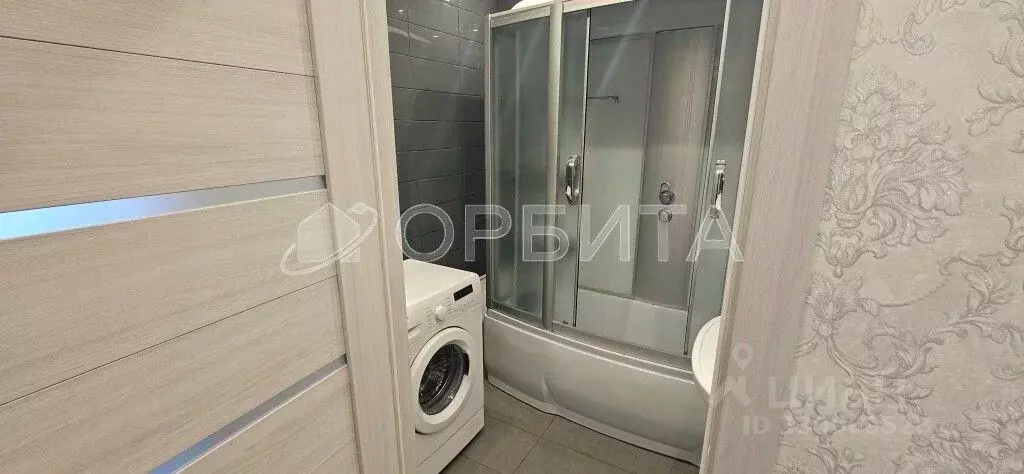 2-к кв. Тюменская область, Тюмень Малая Боровская ул., 38/2 (65.2 м) - Фото 1