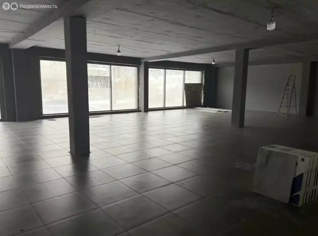 Торговая площадь (432 м) - Фото 1