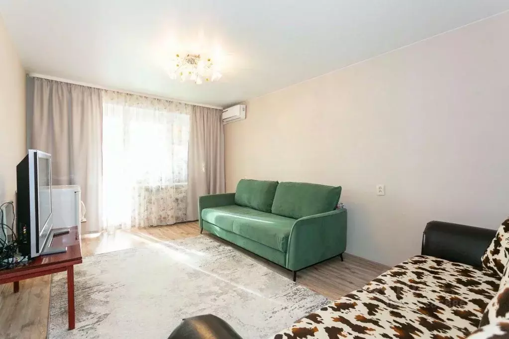 2-к кв. Новосибирская область, Новосибирск ул. Никитина, 2/1 (55.1 м) - Фото 1