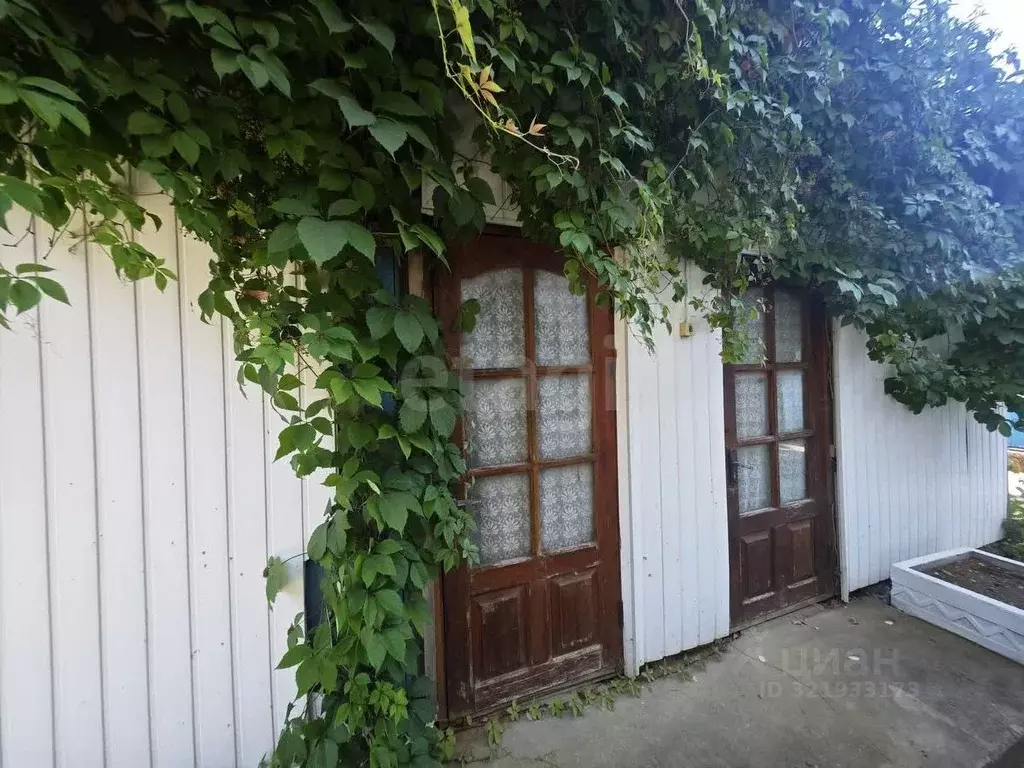 Дом в Крым, Сакский район, с. Фрунзе ш. Приморское (32 м) - Фото 1