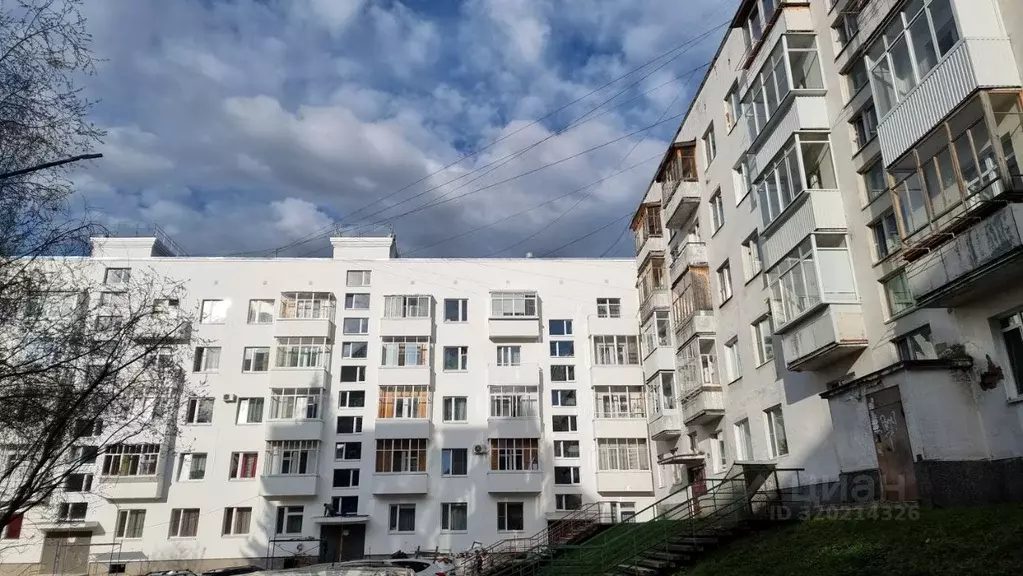 3-к кв. Коми, Сыктывкар ул. Горького, 18 (68.9 м) - Фото 1