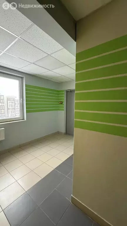 1-комнатная квартира: Киров, улица Анжелия Михеева, 16 (32 м) - Фото 2