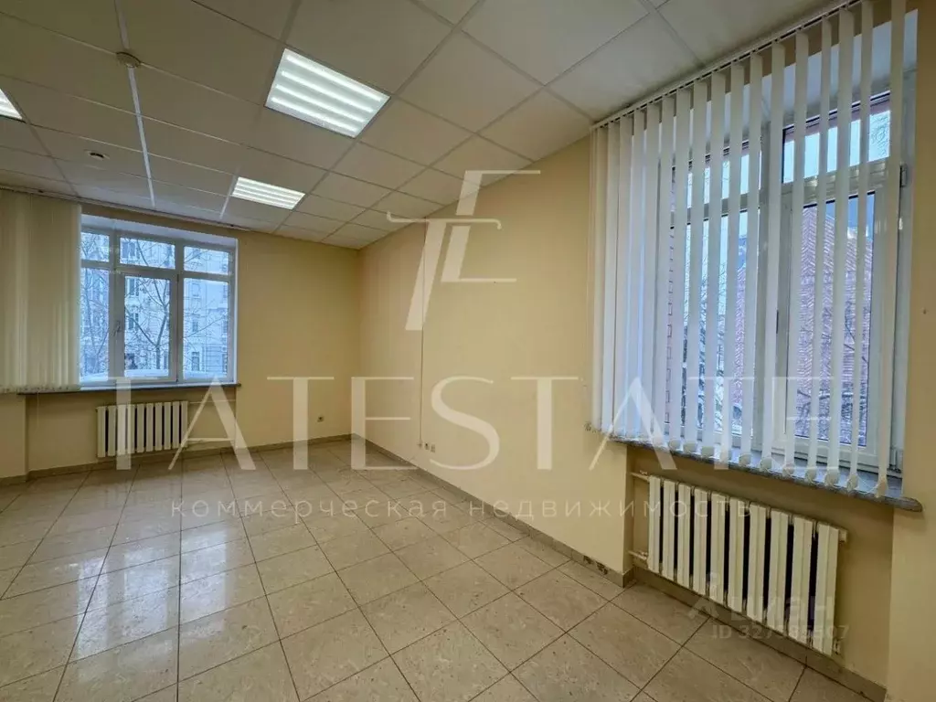 Помещение свободного назначения в Татарстан, Казань Овражная ул., ... - Фото 1