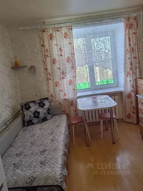 1-к кв. Владимирская область, Киржач Красный Октябрь мкр, ул. ... - Фото 1