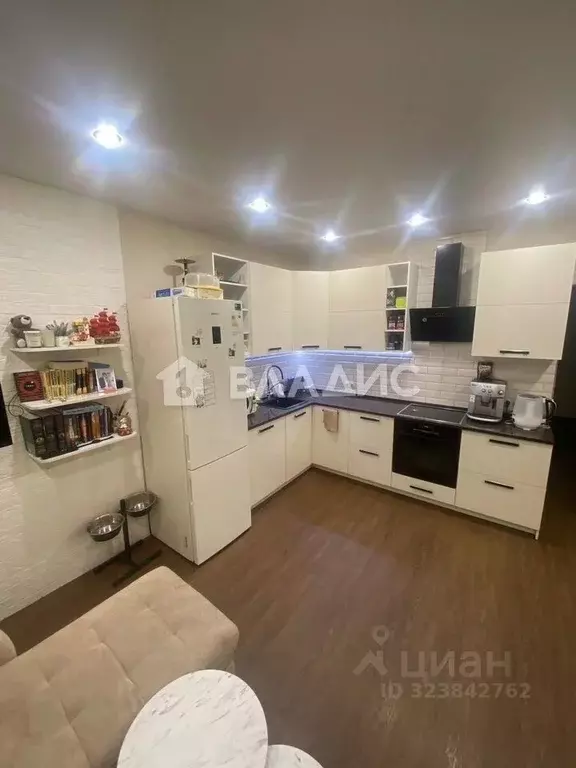 2-к кв. Иркутская область, Иркутск наб. Верхняя, 173 (59.0 м) - Фото 1