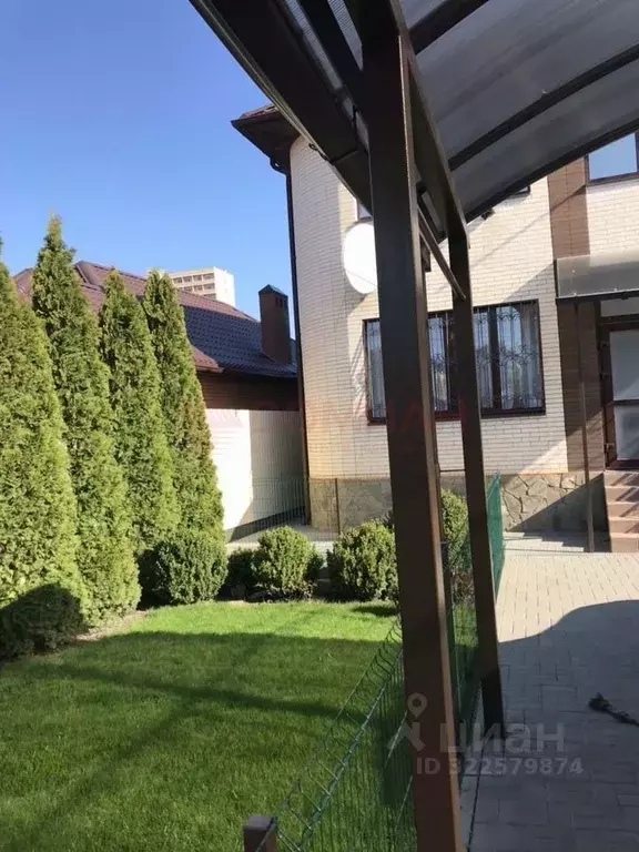 Дом в Ростовская область, Ростов-на-Дону Семейная ул. (140 м) - Фото 1