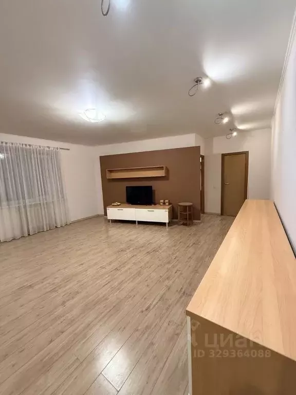 Свободной планировки кв. Коми, Сыктывкар ул. Бабушкина, 31 (75.0 м) - Фото 2