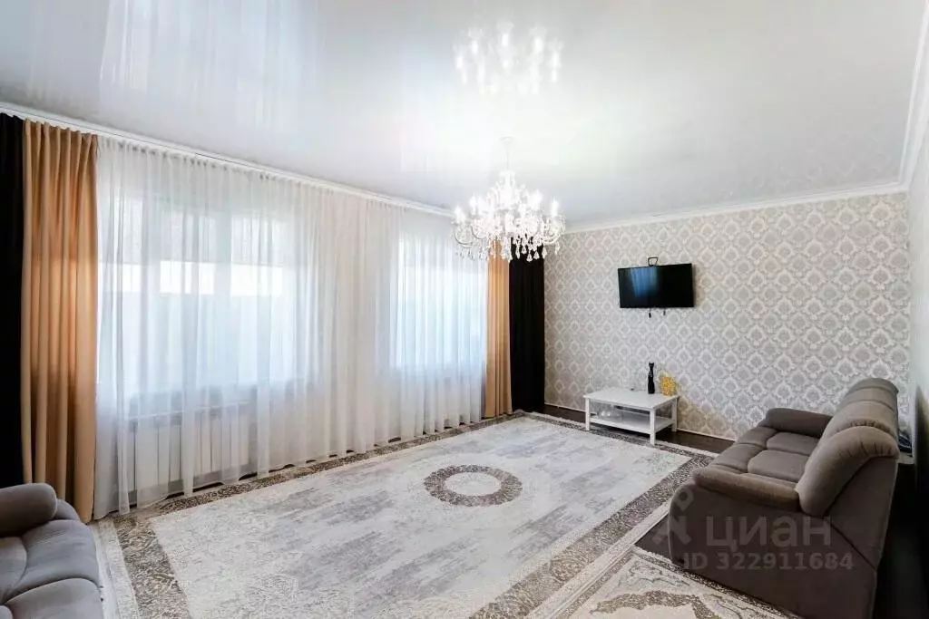 Дом в Омская область, Омск ул. Седова, 88 (105 м) - Фото 1