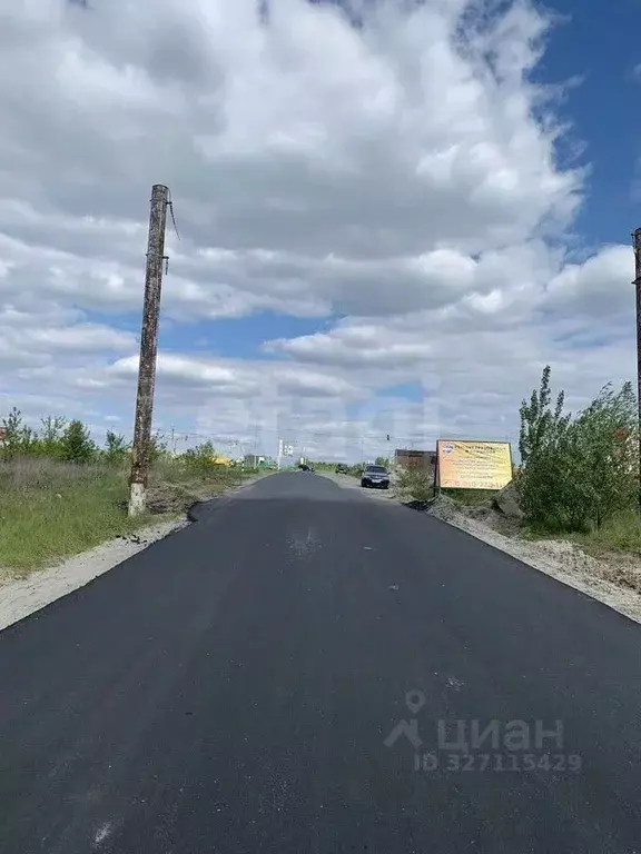 Участок в Курская область, Курский район, Моковский сельсовет, д. 2-я ... - Фото 1