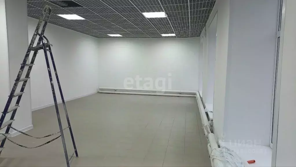 Помещение свободного назначения в Башкортостан, Уфа Комсомольская ул., ... - Фото 1