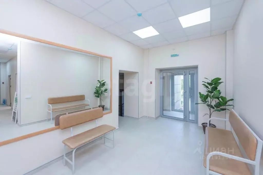 Помещение свободного назначения в Пермский край, Пермь ул. Мильчакова, ... - Фото 1