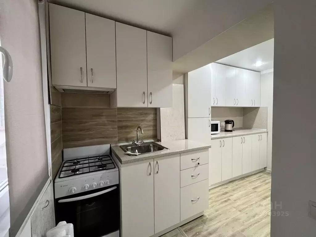 3-к кв. Кабардино-Балкария, Нальчик ул. Идарова, 15 (52.6 м) - Фото 2