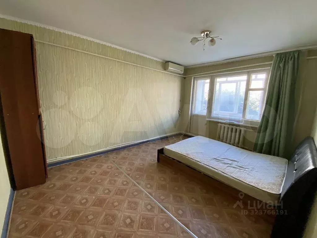 2-к кв. Краснодарский край, Усть-Лабинск Коллективная ул. (46.2 м) - Фото 1