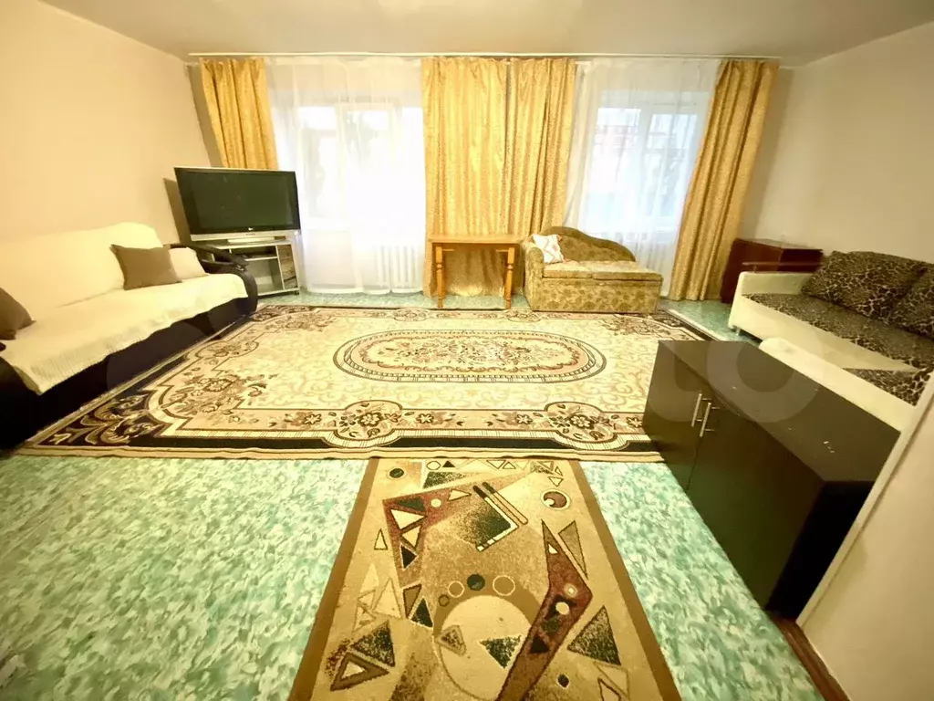 3-к. квартира, 120 м, 4/10 эт. - Фото 1