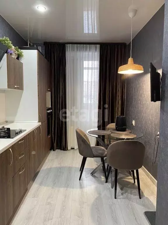 1-к кв. Ямало-Ненецкий АО, Новый Уренгой Восточный мкр, 5/8 (37.5 м) - Фото 1