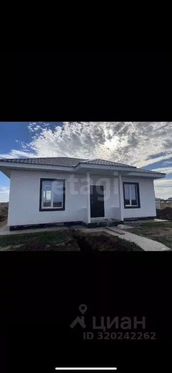 Дом в Самарская область, Ставропольский район, с. Ягодное ул. ... - Фото 1