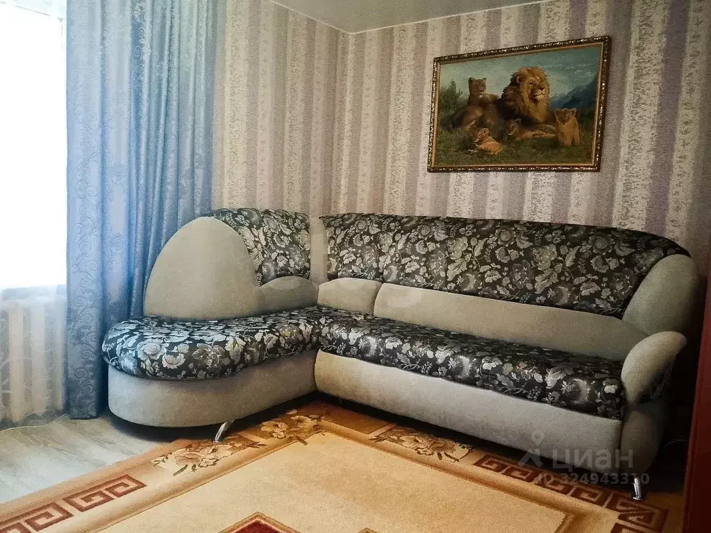 2-к кв. Псковская область, Остров ул. ДОС, 19 (47.1 м) - Фото 2