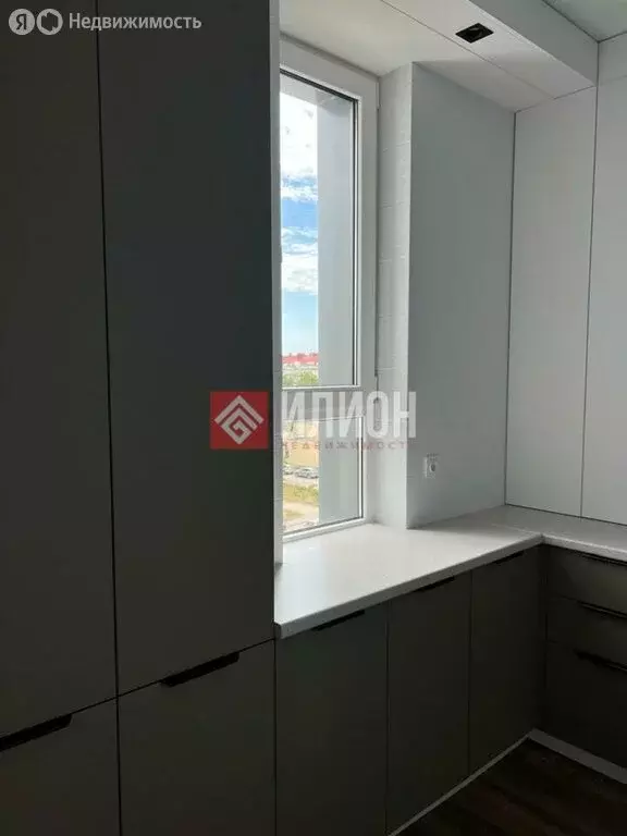 2-комнатная квартира: Севастополь, улица Адмирала Фадеева, 46Б (52 м) - Фото 0