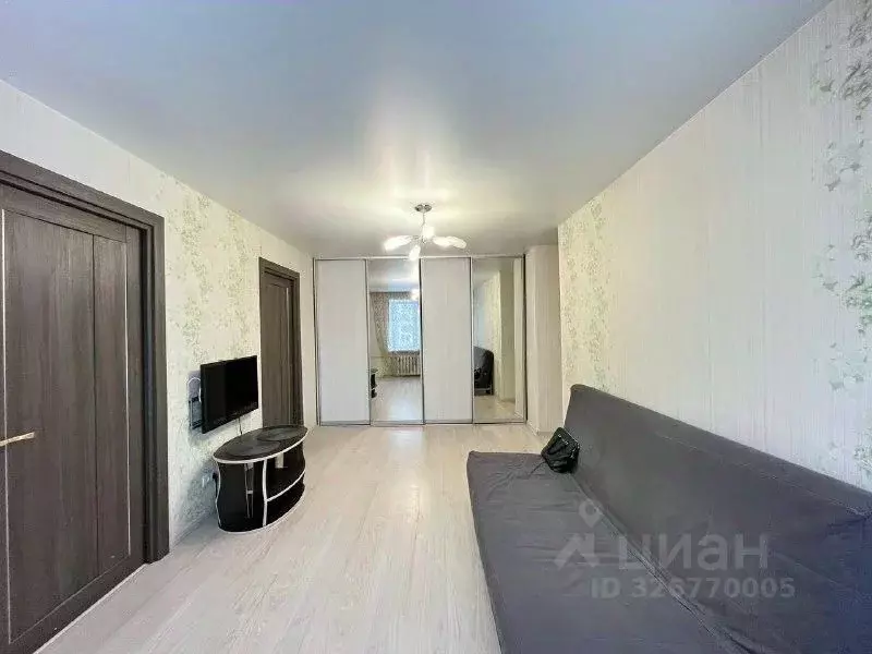 3-к кв. Свердловская область, Екатеринбург ул. Цвиллинга, 20 (55.0 м) - Фото 1