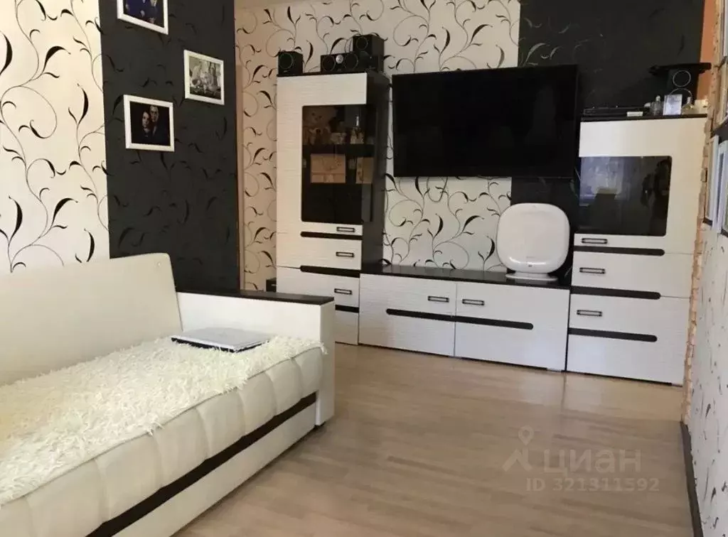 2-к кв. Ярославская область, Ярославль проезд Матросова, 6 (60.0 м) - Фото 0