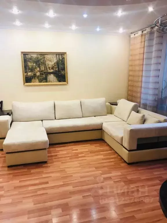 2-к кв. Татарстан, Казань ул. Галиаскара Камала, 49 (83.0 м) - Фото 1