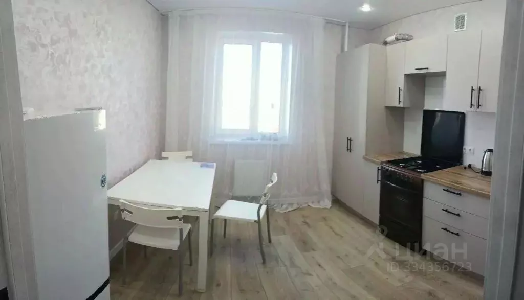 1-к кв. Белгородская область, Губкин Севастопольская ул., 30А (42.0 м) - Фото 1