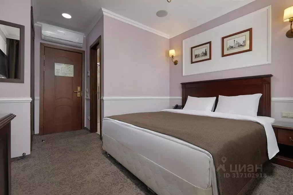 Комната Москва ул. Большая Дмитровка, 8С5 (26.0 м) - Фото 1