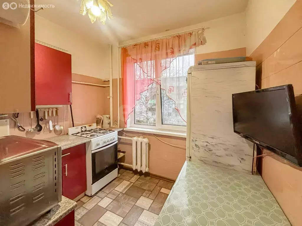 3-комнатная квартира: Псков, Народная улица, 29 (56.4 м) - Фото 1