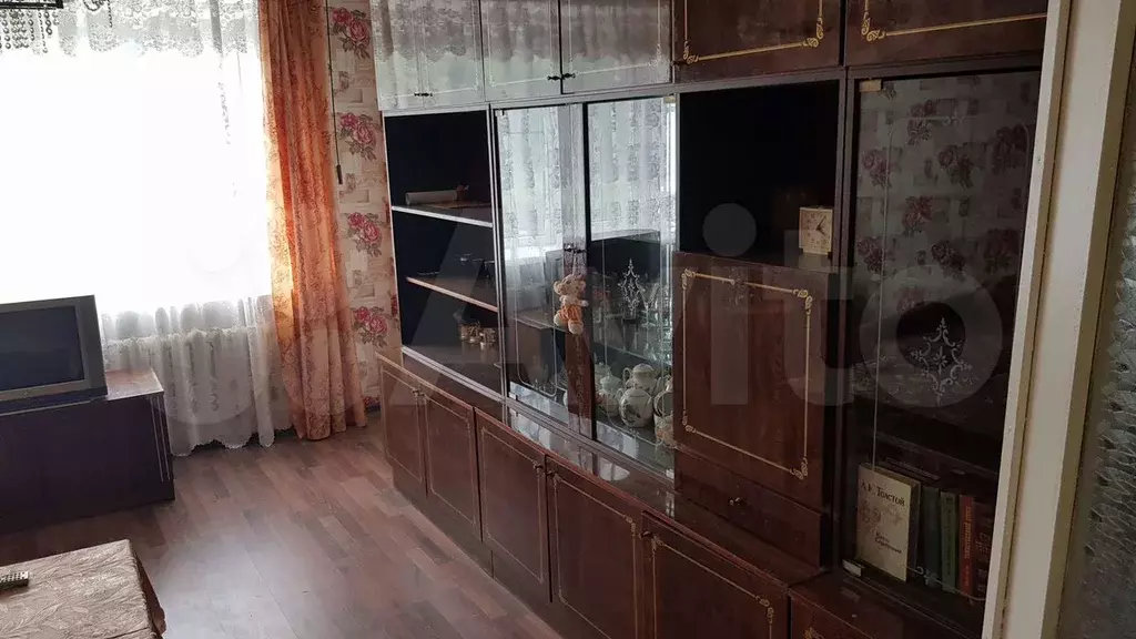 2-к. квартира, 55 м, 2/9 эт. - Фото 0