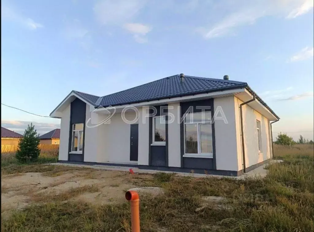 Дом в Тюменская область, Тюменский район, с. Успенка ул. Коммунаров ... - Фото 0